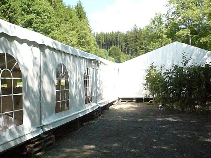 Partyzelt 10m breit: Hochzeit in der Höhlmühle 2009 (4)